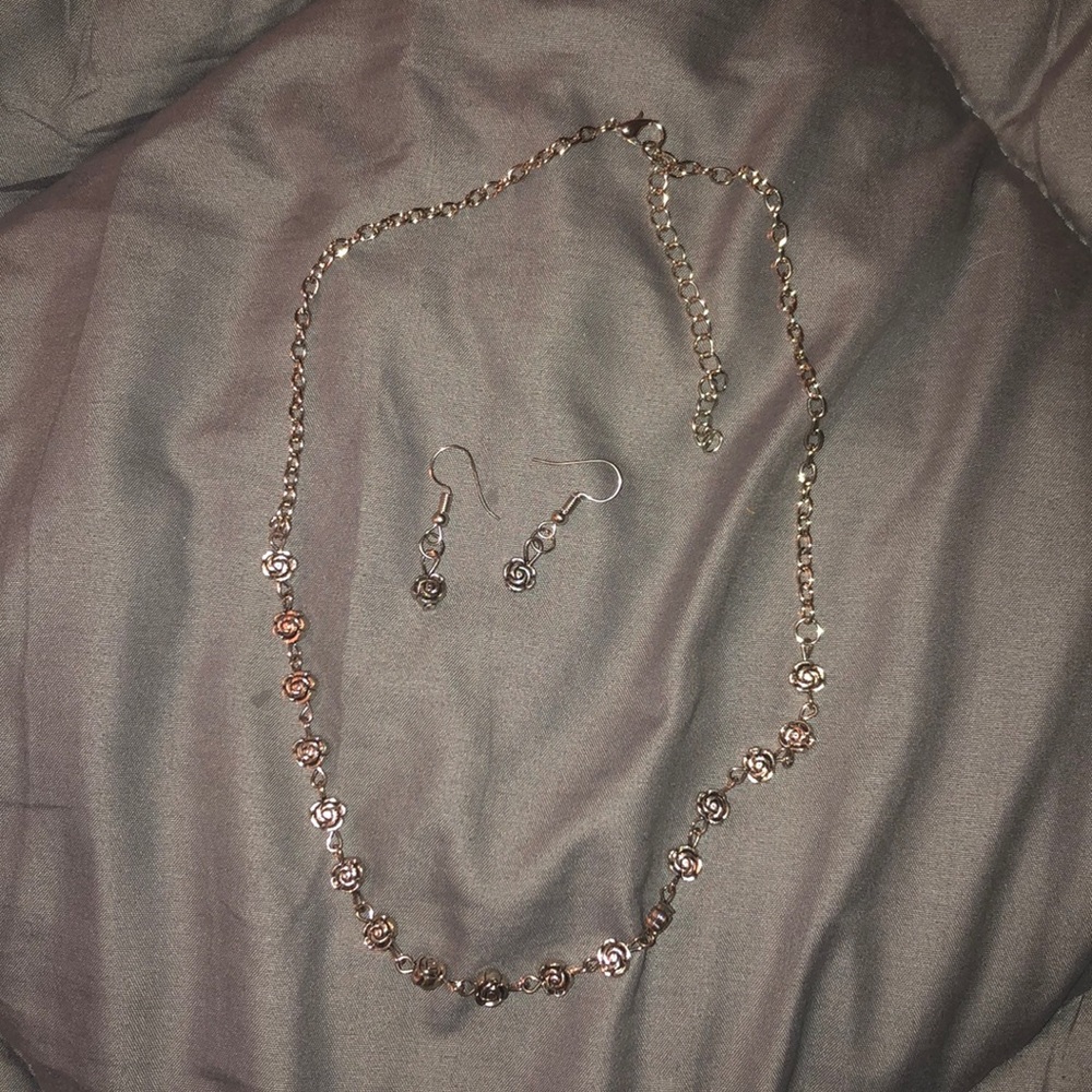 silver rose necklace w/ matching earrings